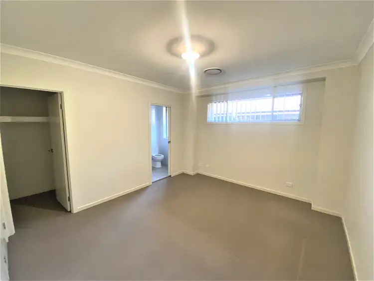Fifth view of Homely house listing, 28 Sorrento Way, Hamlyn Terrace NSW 2259