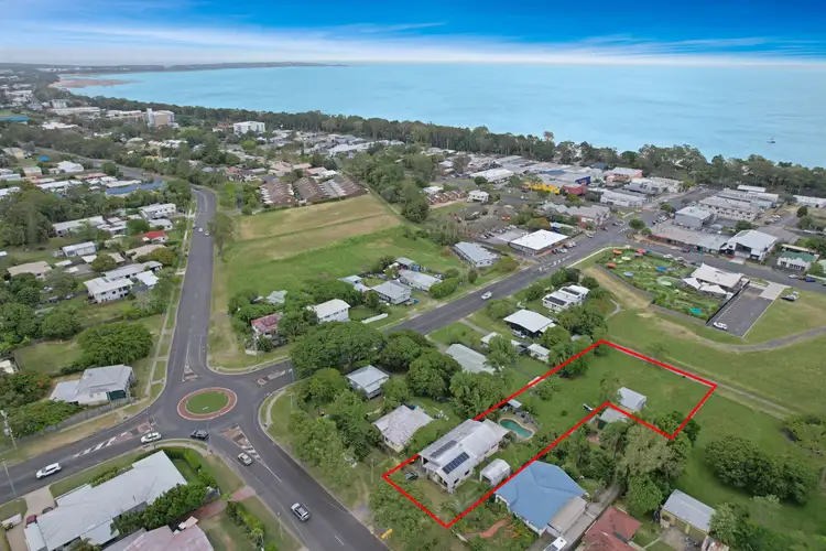 Second view of Homely house listing, 298 Torquay Terrace, Torquay QLD 4655