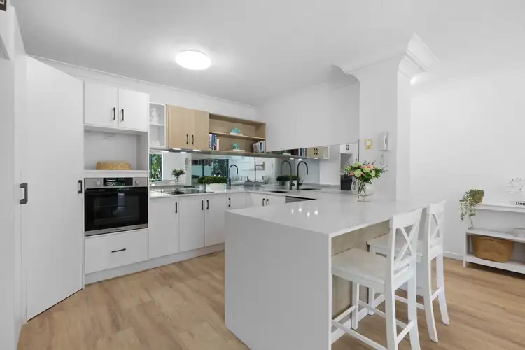 Seventh view of Homely apartment listing, 4/37 Meron Street, Southport QLD 4215