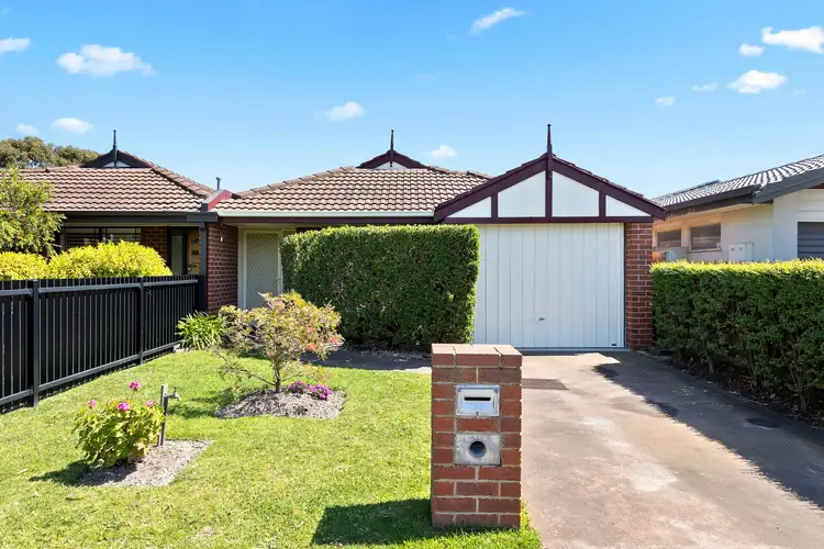 10b Acacia Cres, Patterson Lakes VIC 3197