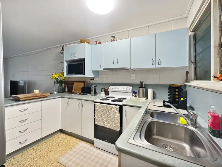 Fifth view of Homely block of units listing, 2 Halifax Street, Garbutt QLD 4814