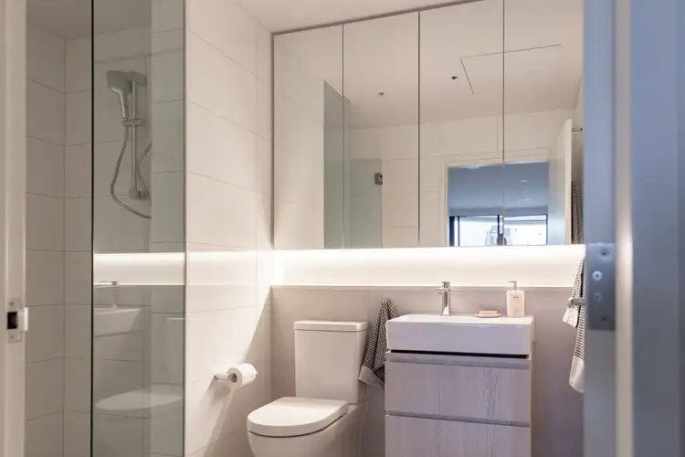 Second view of Homely studio listing, 2007/101 Therry St, Melbourne VIC 3000