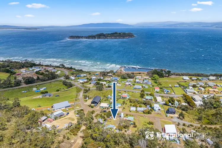 10 Stuart Street, Alonnah TAS 7150