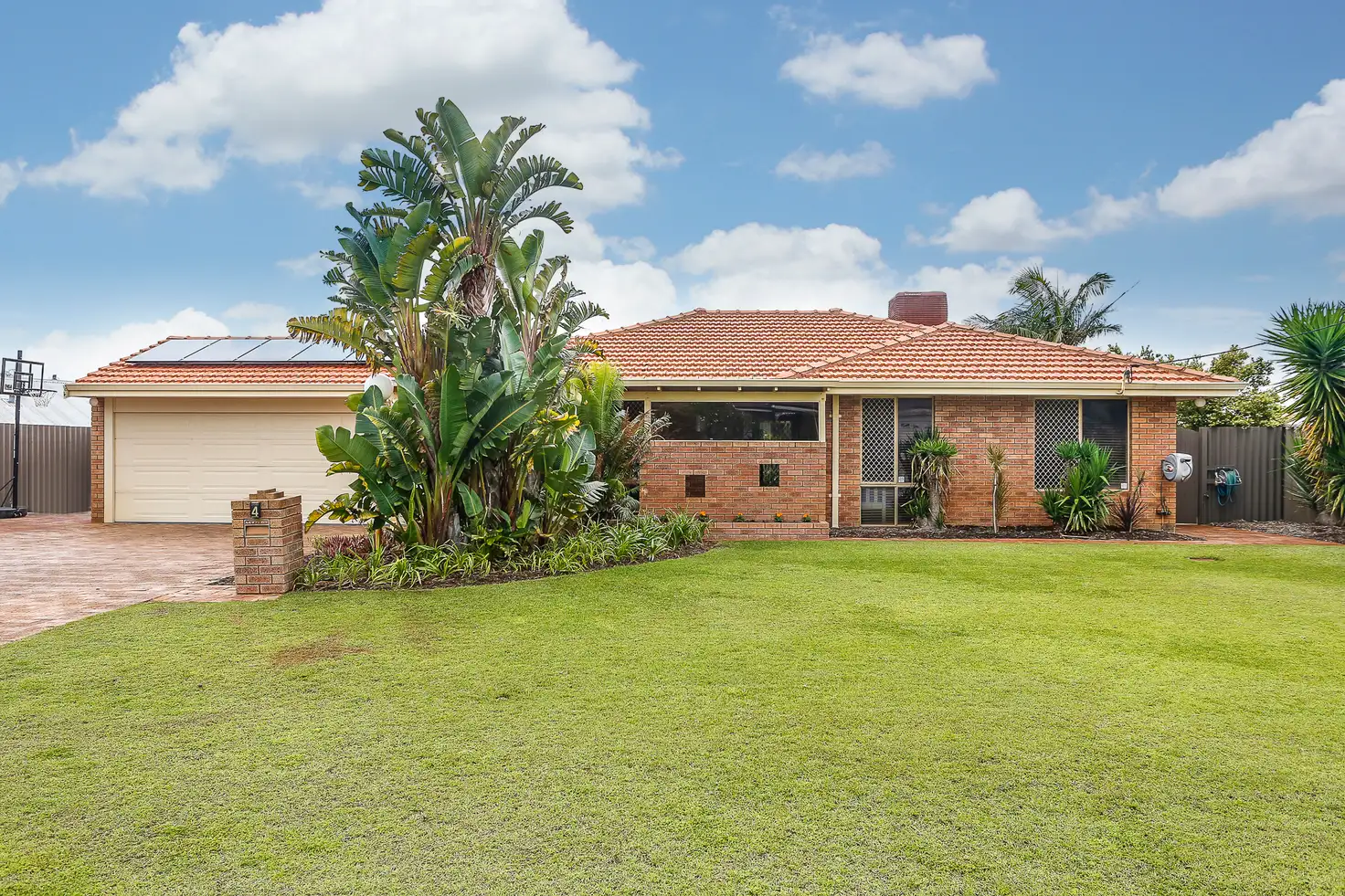 Main view of Homely house listing, 4 Aerolite Way, Beldon WA 6027