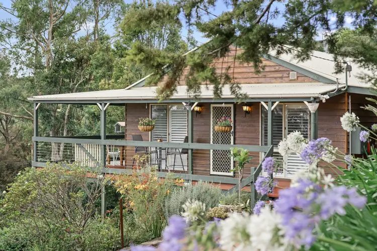 6 Nipa Court, Tamborine Mountain QLD 4272