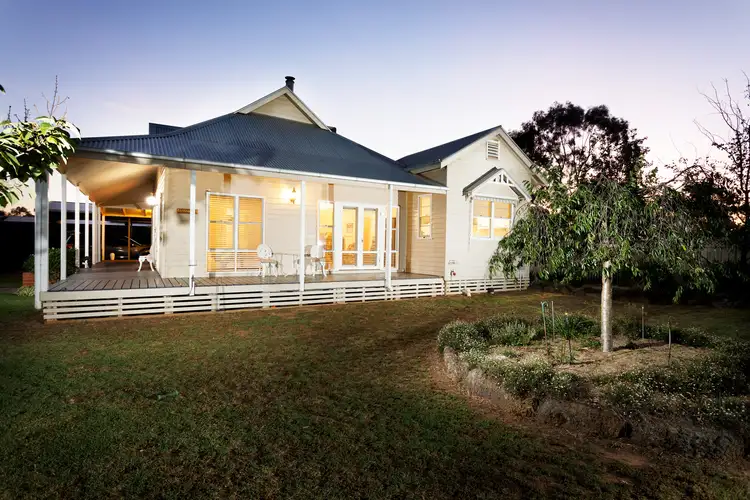 27 Meteorite Street, Murchison VIC 3610