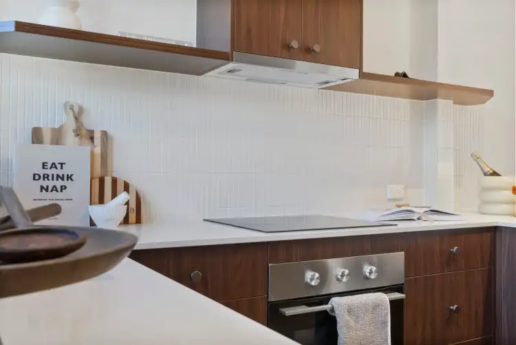 Sixth view of Homely house listing, 2/14 Christina Court, Mermaid Waters QLD 4218