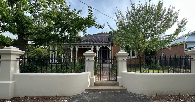 98 March Street, Orange NSW 2800