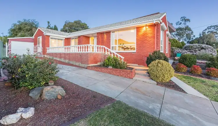 2 Kinedana Street, Eden Hills SA 5050