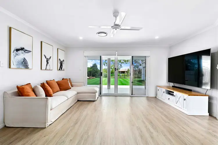 Sixth view of Homely house listing, 10 Wodalla Mews, Point Vernon QLD 4655