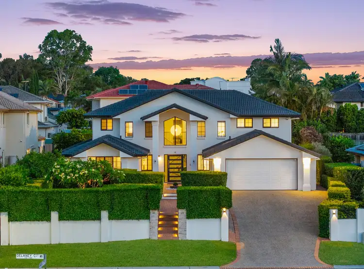 91 Delaney Circuit, Carindale QLD 4152