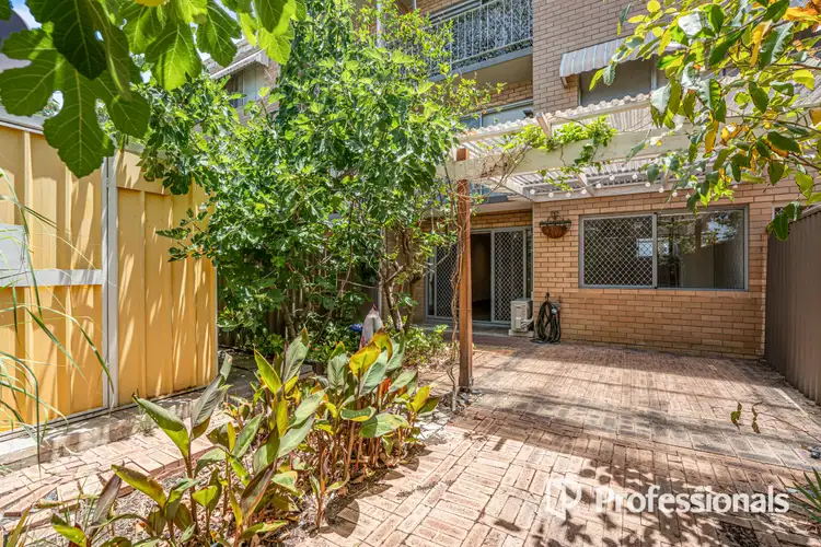 2/21 Dangan Street, Perth WA 6000