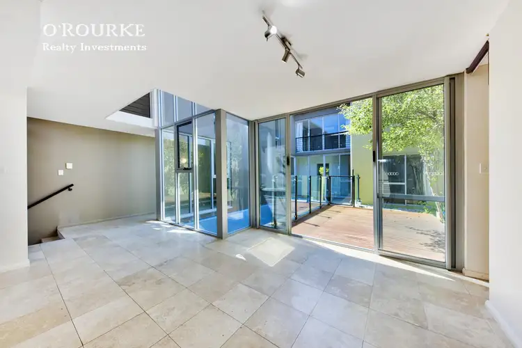 5/15 Nautilus Cres, Scarborough WA 6019