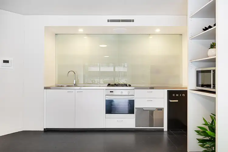 Second view of Homely apartment listing, 44/6 Greenknowe Avenue, Elizabeth Bay NSW 2011