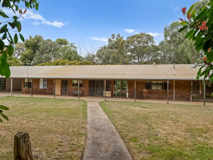 203 Tulley Road, Lima East VIC 3673