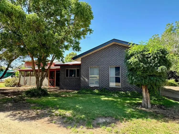 107 CROOK ROAD, Hanwood NSW 2680
