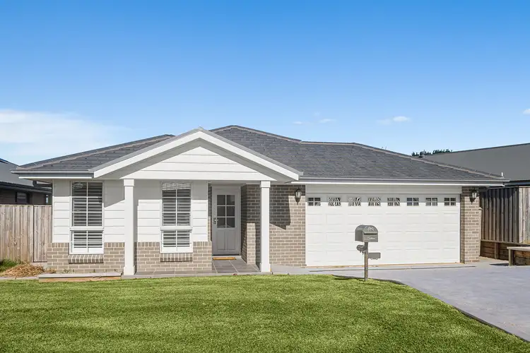 6 Francis Street, Moss Vale NSW 2577