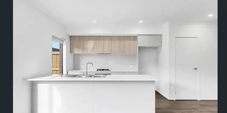 10 Ravida way, Mickleham VIC 3064