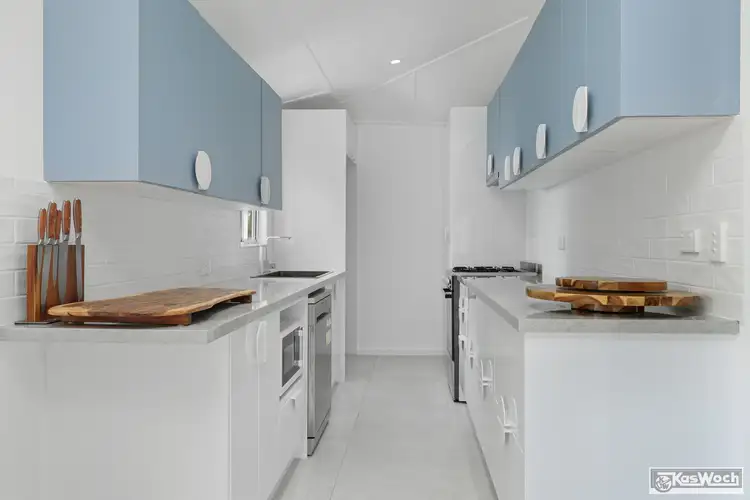 Sixth view of Homely house listing, 8 ALICK STREET, Park Avenue QLD 4701