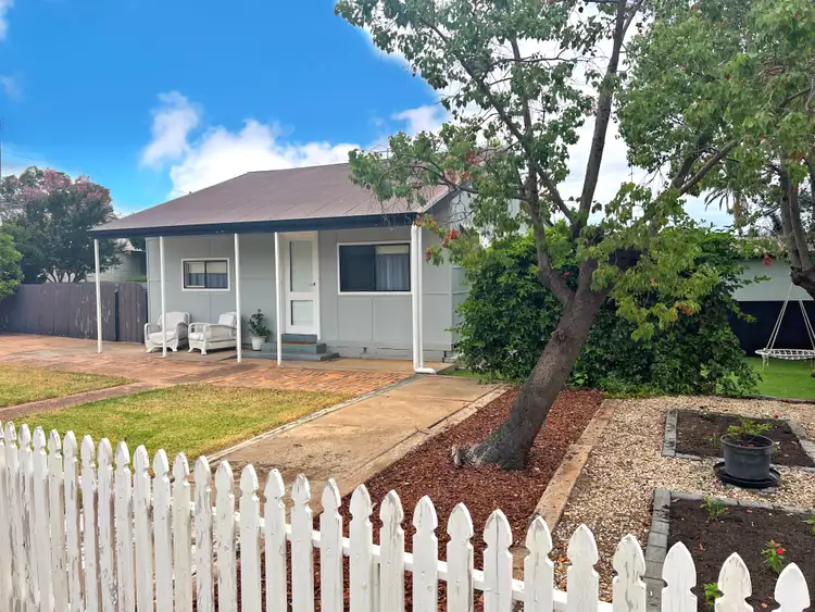 41 Quota Drive, West Wyalong NSW 2671