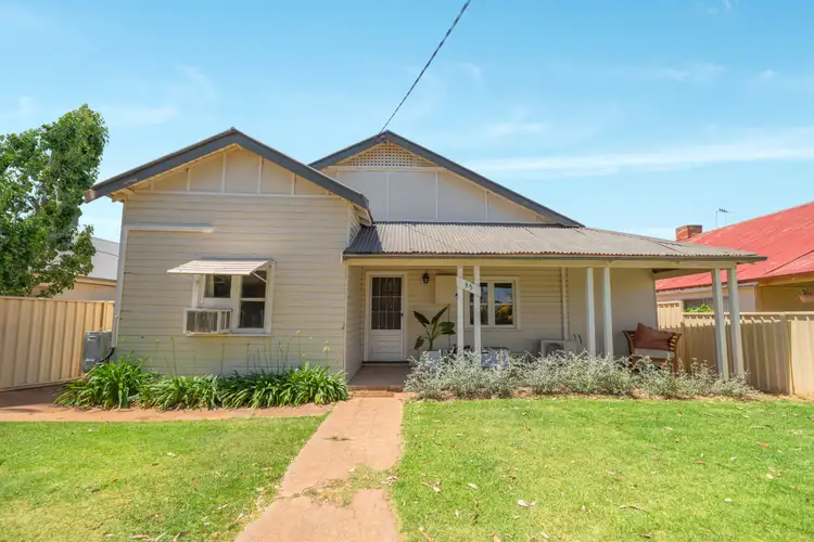 35 Underwood Street, Forbes NSW 2871