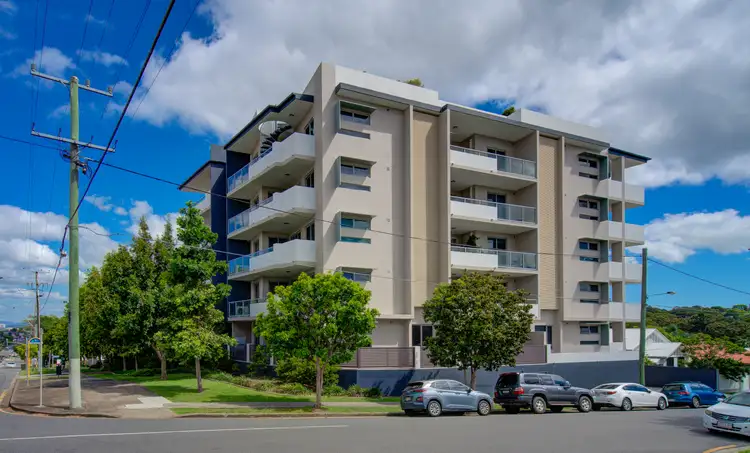 Second view of Homely unit listing, 7/908 Logan Road, Holland Park West QLD 4121