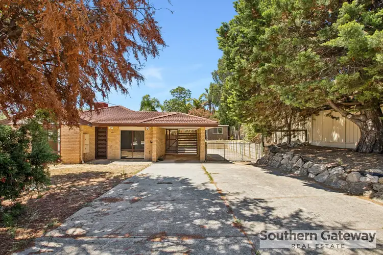 11 Robbins Retreat, Leda WA 6170