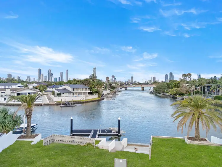 6 Emu Court, Sorrento QLD 4217