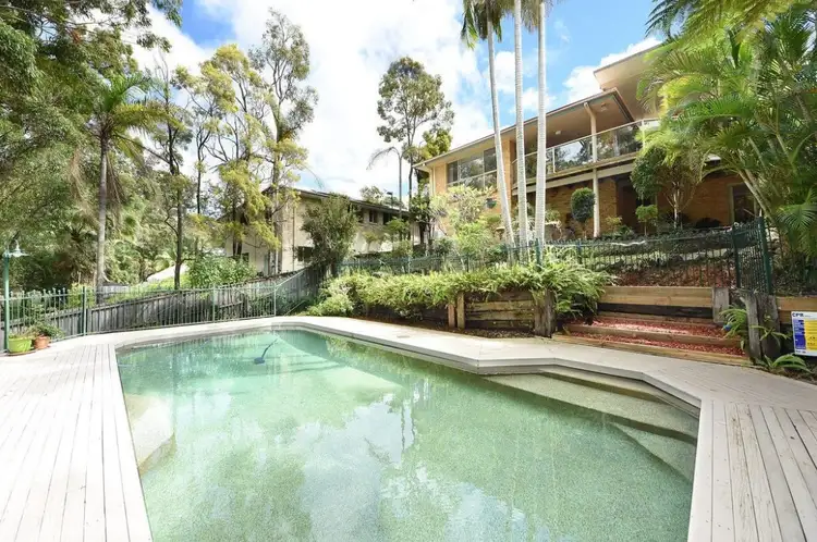 22 Federal Place, Robina QLD 4226