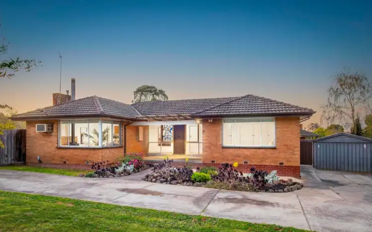23 Sellick Drive, Croydon VIC 3136