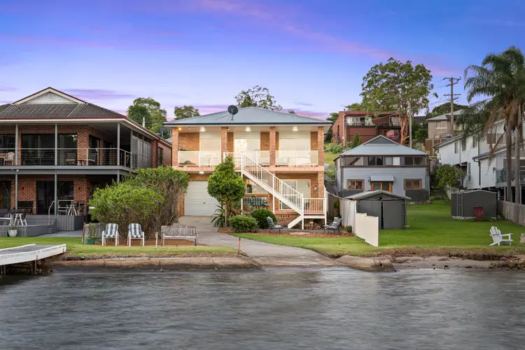 109 Sunshine Parade, Sunshine NSW 2264