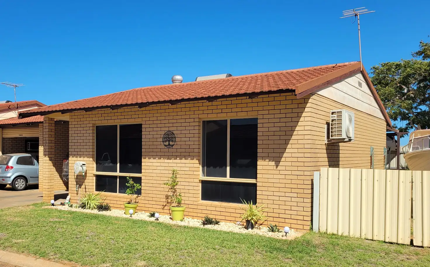 Carnarvon 2房  Riverside Villa