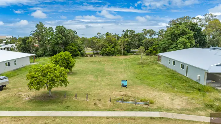 27 Avalon Street, Burnett Heads QLD 4670