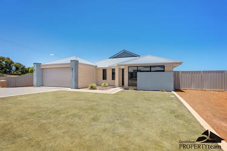44 Reef Boulevard, Drummond Cove WA 6532