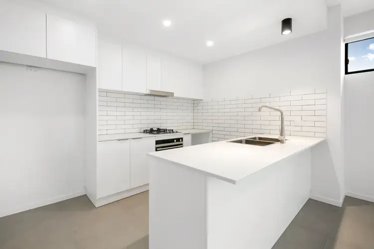 9/10 Oconnell Street