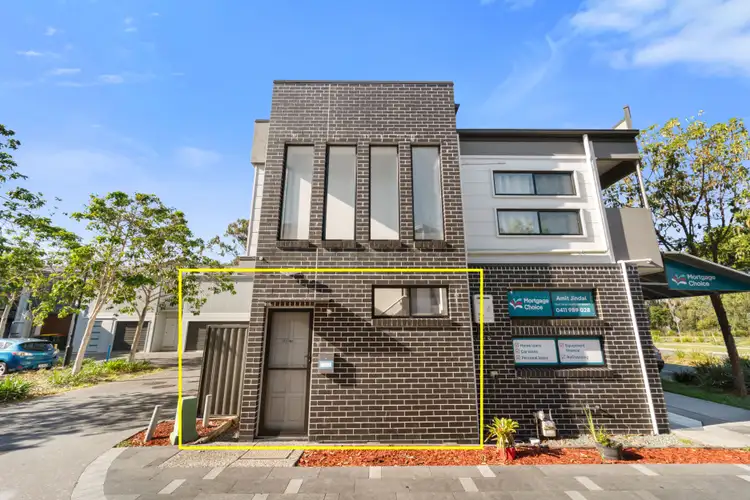 1b Kestrel Way, Fitzgibbon QLD 4018