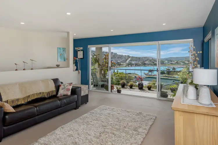 47 Bastick Street, Rosny TAS 7018