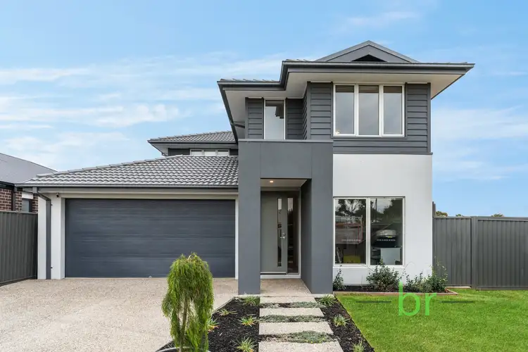 8 Wedge Tail Court, Lara VIC 3212