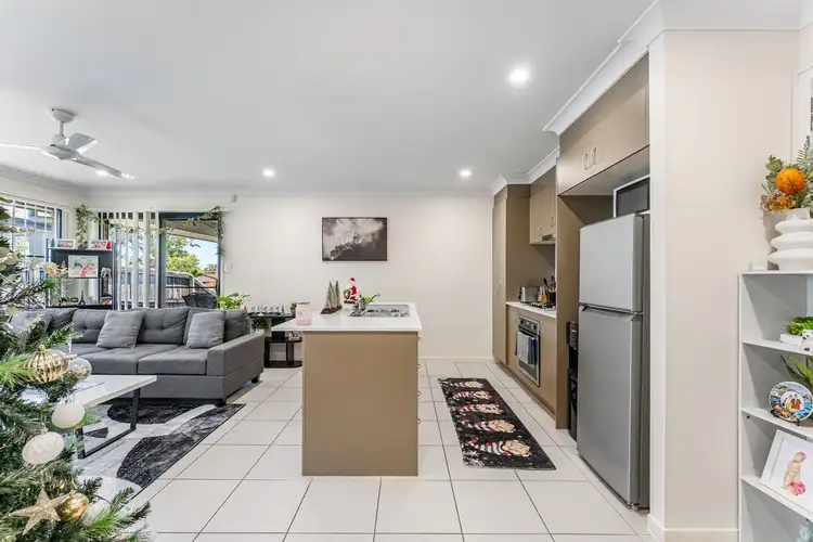 Second view of Homely other listing, 10 Chandon Court, Hillcrest QLD 4118