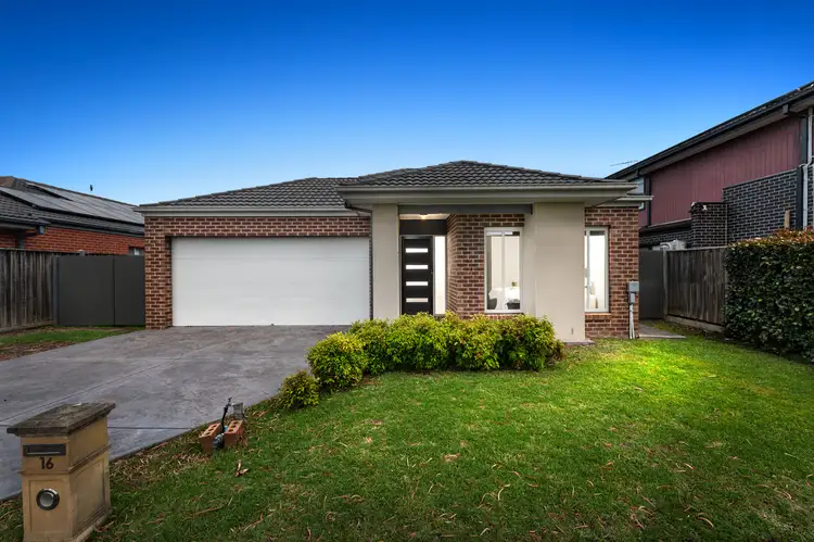 16 Basken Drive, South Morang VIC 3752