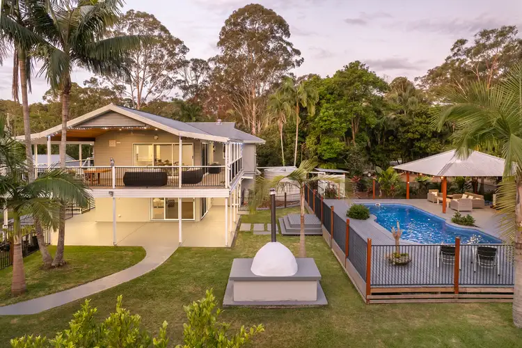 1 Whipbird Place