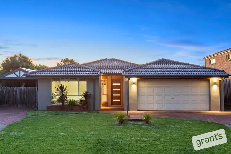 5 Grange Circuit, Beaconsfield VIC 3807