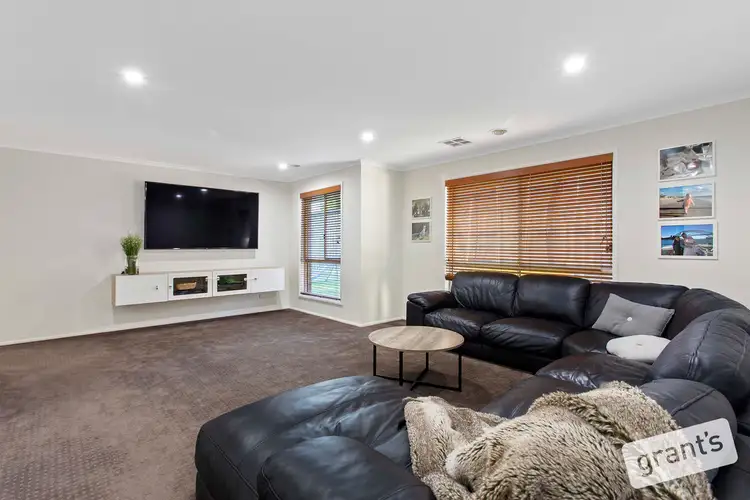 Sixth view of Homely house listing, 5 Grange Circuit, Beaconsfield VIC 3807