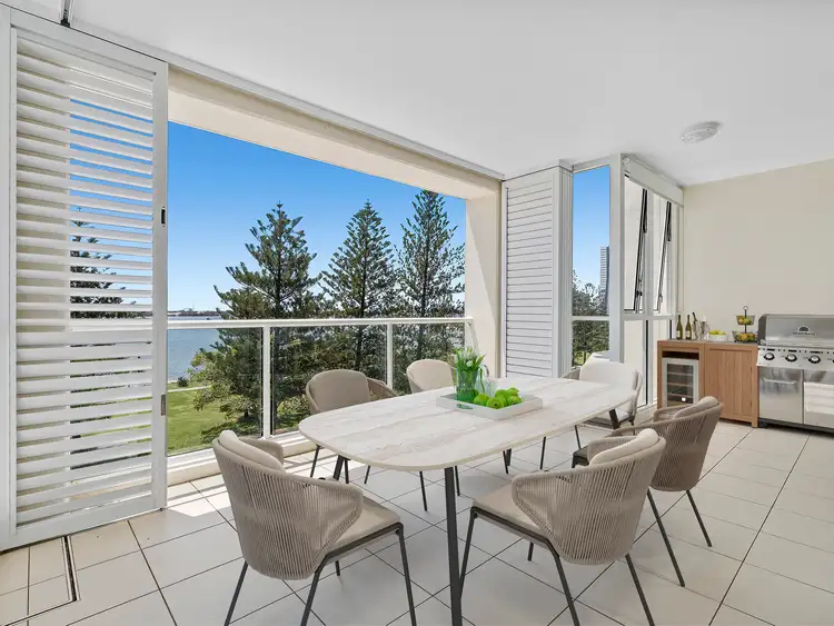 502/212-214 Marine Parade, Labrador QLD 4215