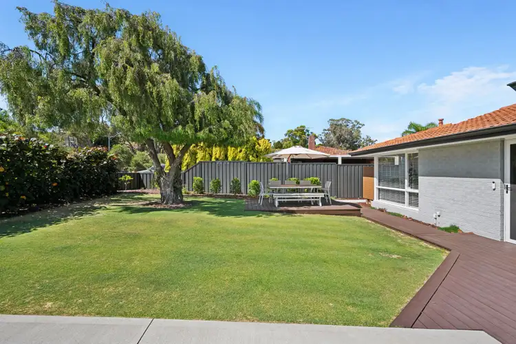 20B Delcomyn Place, Craigie WA 6025