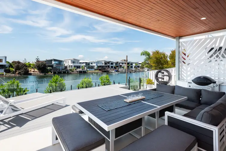 24 Santa Monica Boulevard, Hope Island QLD 4212