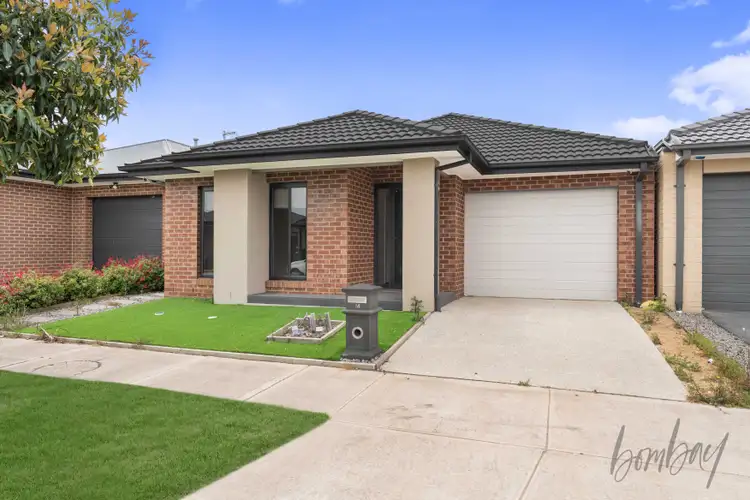 14 Ovata Grove, Donnybrook VIC 3064