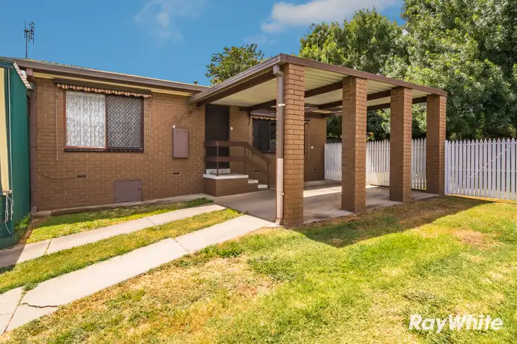 2/12 Arblaster Street, California Gully VIC 3556