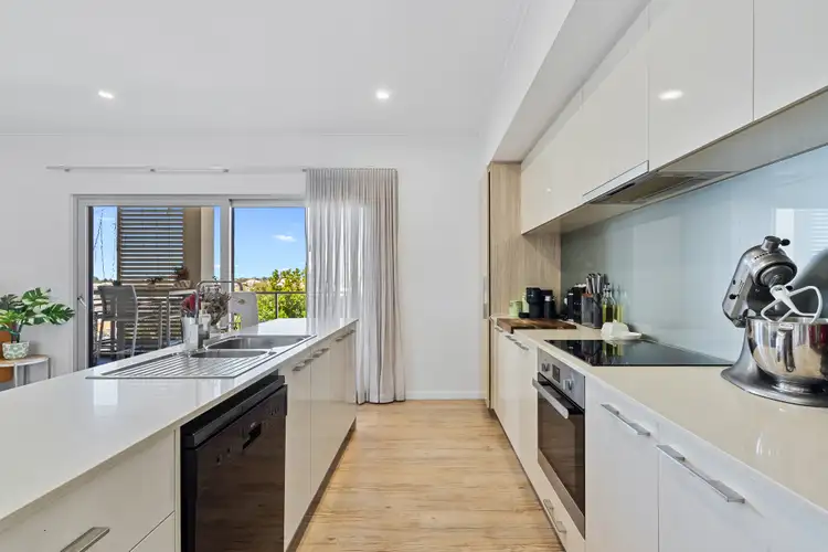 150 Boardwalk Boulevard