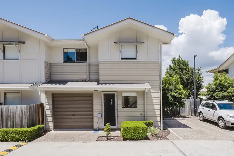 17 Armstrong Street
